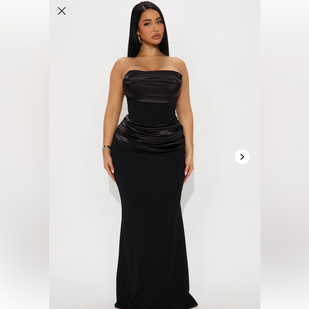 Fashion nova Moment Of Love Satin Maxi Gown - Black